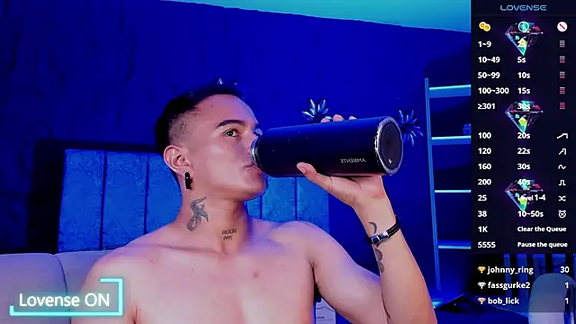 LiamDeep webcam