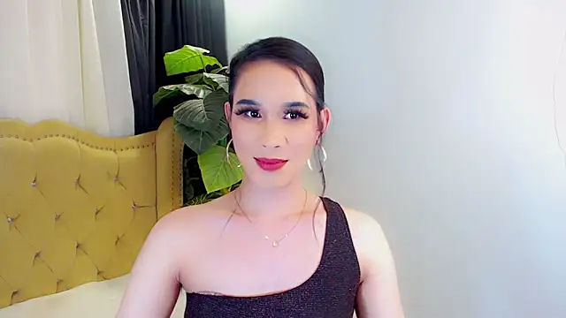 LexiLoreOnTop webcam