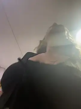 miss_berlyn webcam