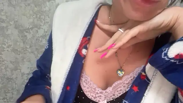 Angelinaa19 webcam
