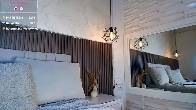 SHANONCLARK webcam