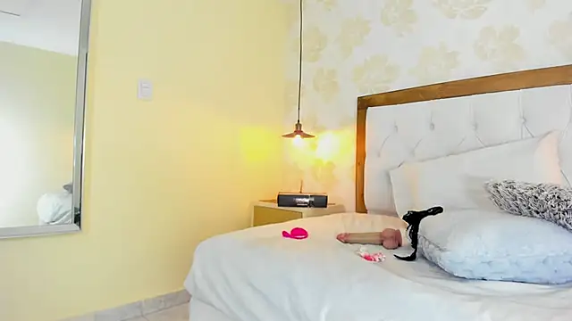 IRISCLARK1 webcam