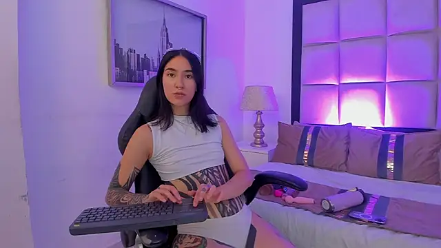 MeganPresleyy webcam