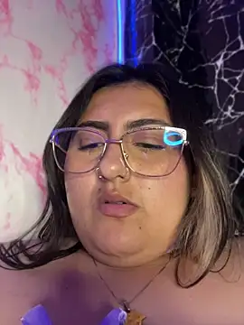 KaroVelvet webcam
