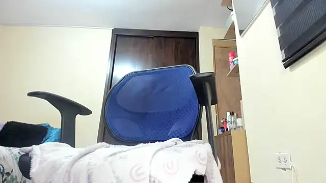 Amy_Walker webcam