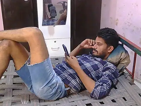 HotXKrish webcam