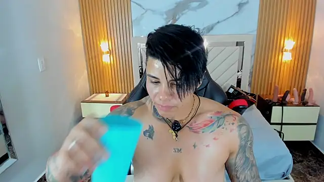 KAROLLJONES1 webcam