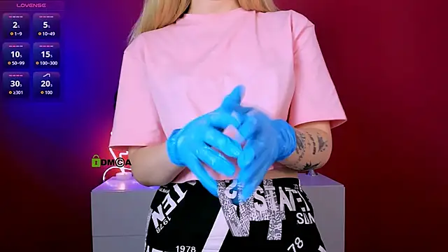 mila_glow1 webcam