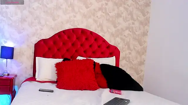 Hanah_Blaze webcam