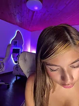 Isabella18_pink webcam