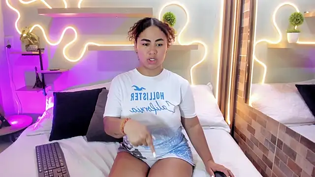 Amber_Milers webcam