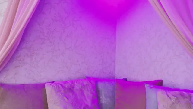 LolaGray__ webcam