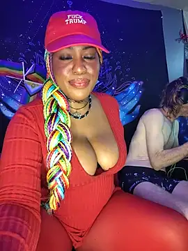 AmazonianMistress webcam