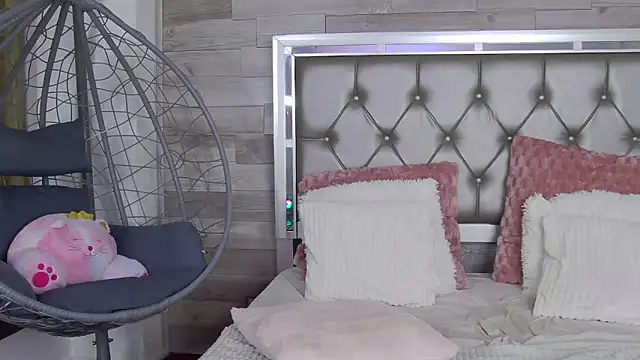 LunaHart webcam