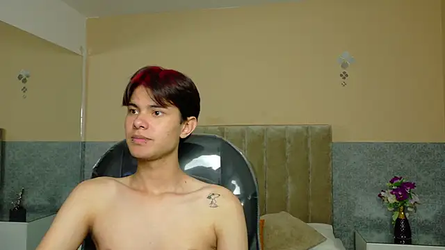Derek_Sinn webcam