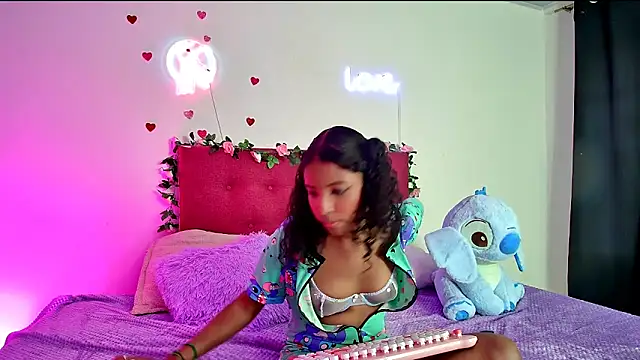 Ellie_Cute7 webcam