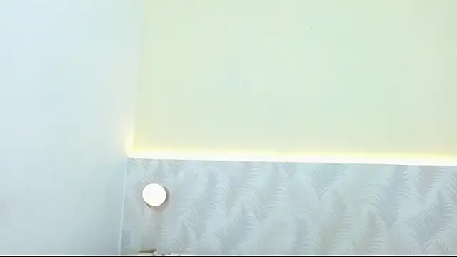 esmeraldaroyce webcam
