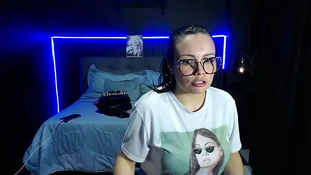 megan_05_ - Megan_05_'s free webcam - UK Sex Cams