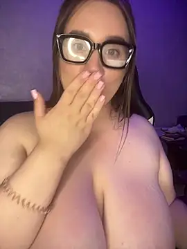 gabiboobs - GabiBoobs's free webcam - UK Sex Cams