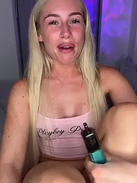 SexySaraxxoo