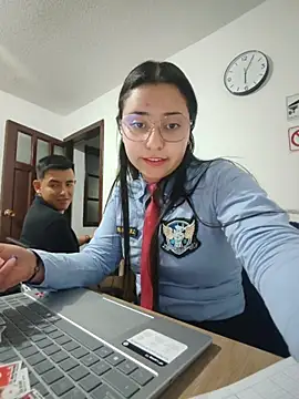 queen_linda1 (G young) - my boss spanks me X5 🔥🥵🥵🥵
