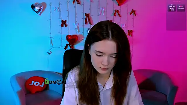 Liana_kisses