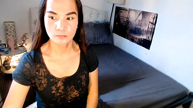 NinaDOM4CUM webcam