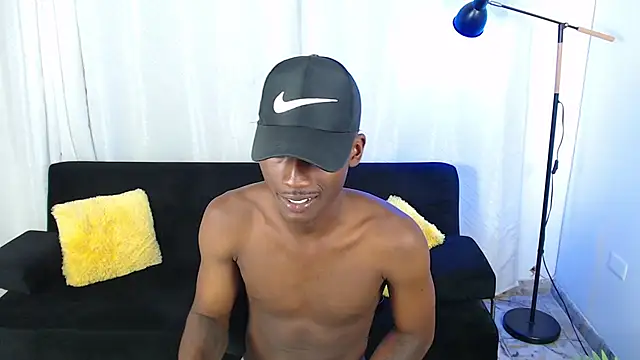 alexaandro18 webcam