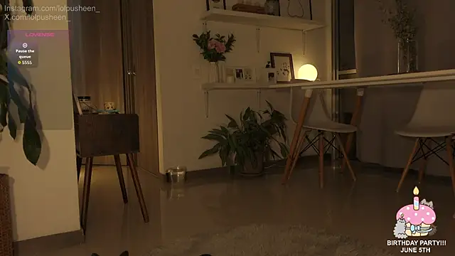JulietteDee webcam
