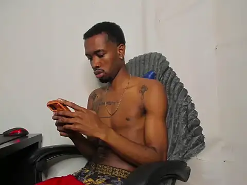 Kofi_exotic_2 webcam