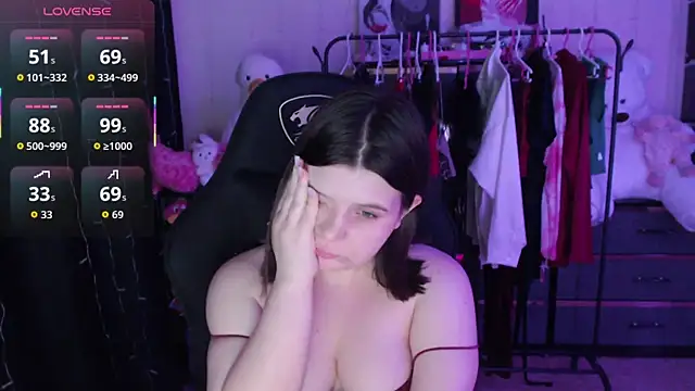 AmyVibess webcam