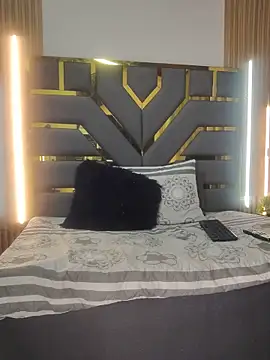 Oliver_bigblack_cock webcam