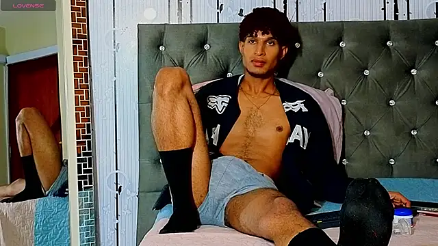Alex_Bloom webcam