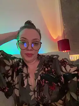 FemDom_RubyKnightXXO webcam
