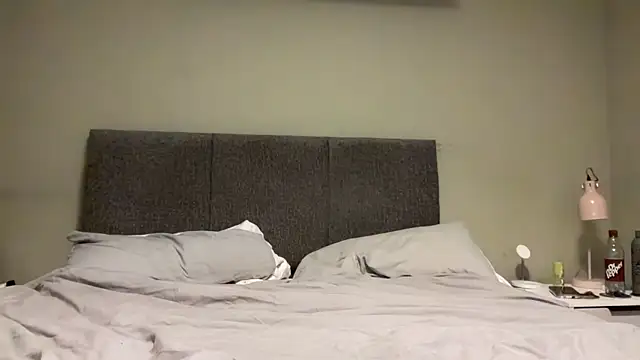 Kris_srose webcam