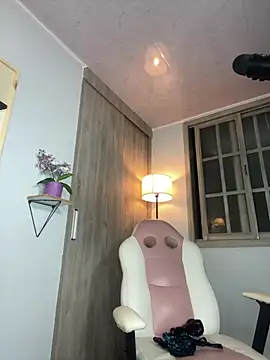 Nnnaina - Trans webcam sex chat
