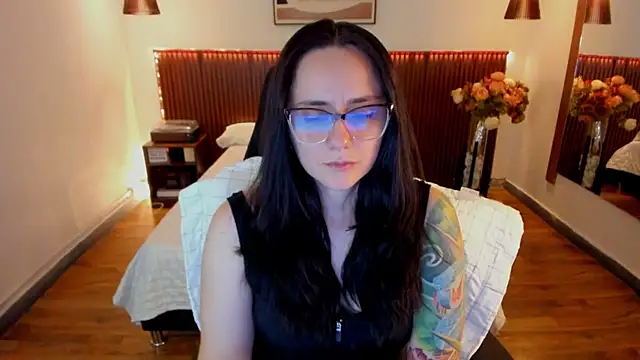 KatherineBond webcam