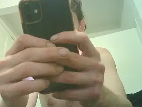 PocoLoco420 webcam