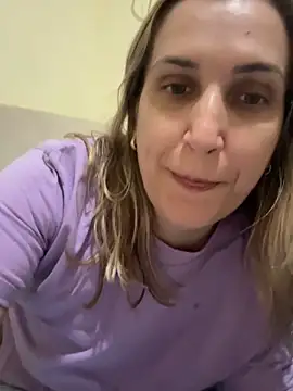 Bia_sexynovaes webcam