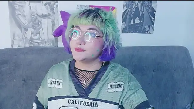 XxGreenGoodxX webcam
