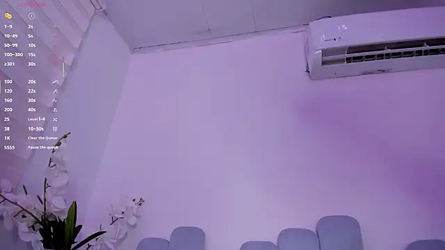 violeta_olsen webcam