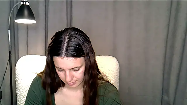 KiraHoney webcam