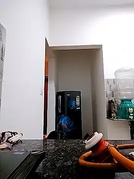 LoveLy-Soneya webcam