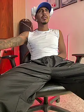 Latinmoster_boss webcam