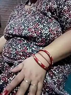 Simran_008 webcam