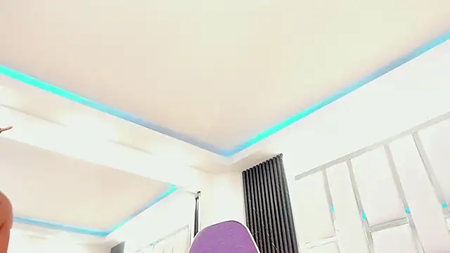 Maia_Clark520 webcam