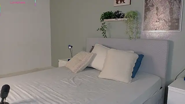 AmeliaLaurent_ webcam