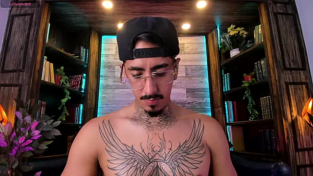 Donovan_Desmond webcam
