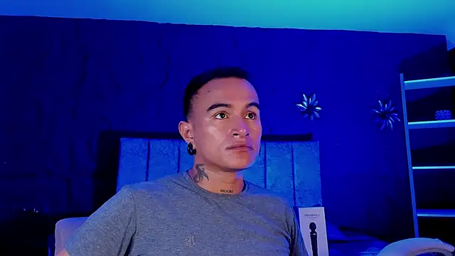 LiamDeep webcam