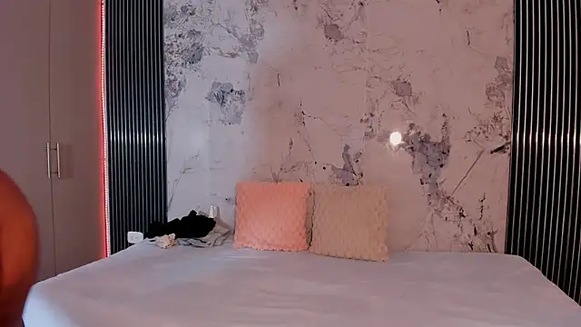 elena_wolff webcam